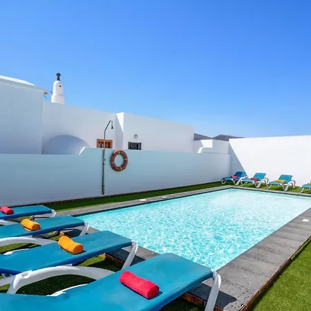 Villa Volcan By Puerto del Carmen (Lanzarote)